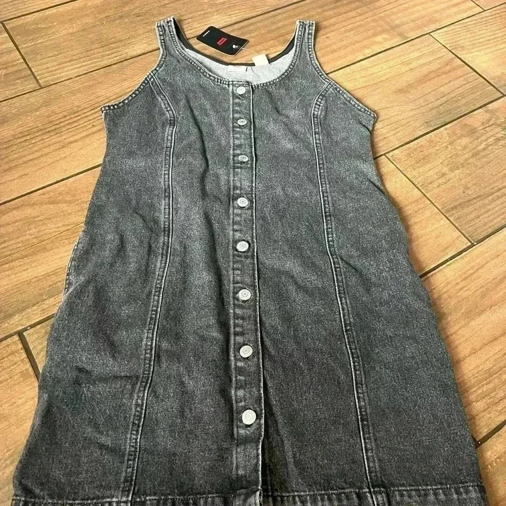 NWT Levi's Women's Tuli Denim Mini Dress medium - Picture 2 of 5